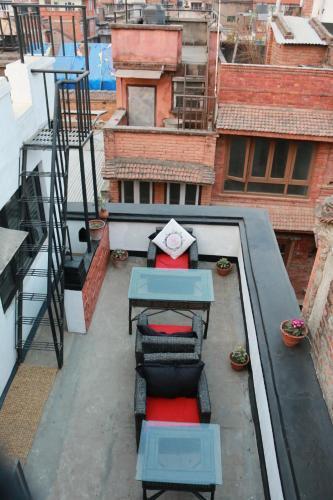 Hira Guest House. - Tap to explore photos