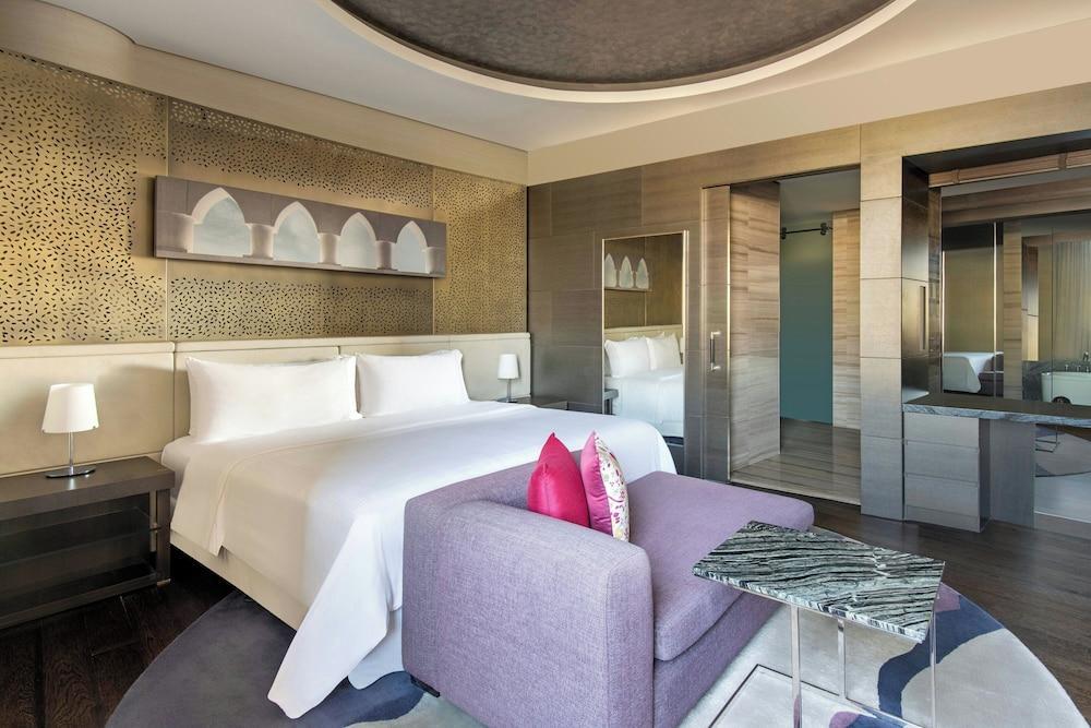 The Westin Doha Hotel & Spa Room Type - Club Suite, 2 Bedrooms
