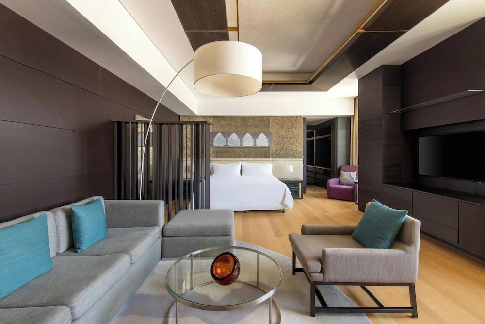 The Westin Doha Hotel & Spa Room Type - Junior Studio, 1 King Bed, Non Smoking