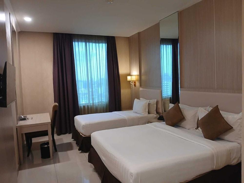 Grand Paragon Room Type - Grand Twin Room