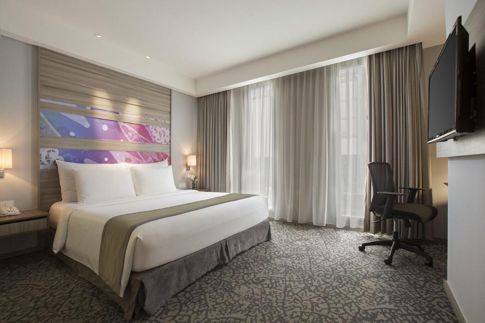 Hotel GranDhika Iskandarsyah - Tap to explore photos