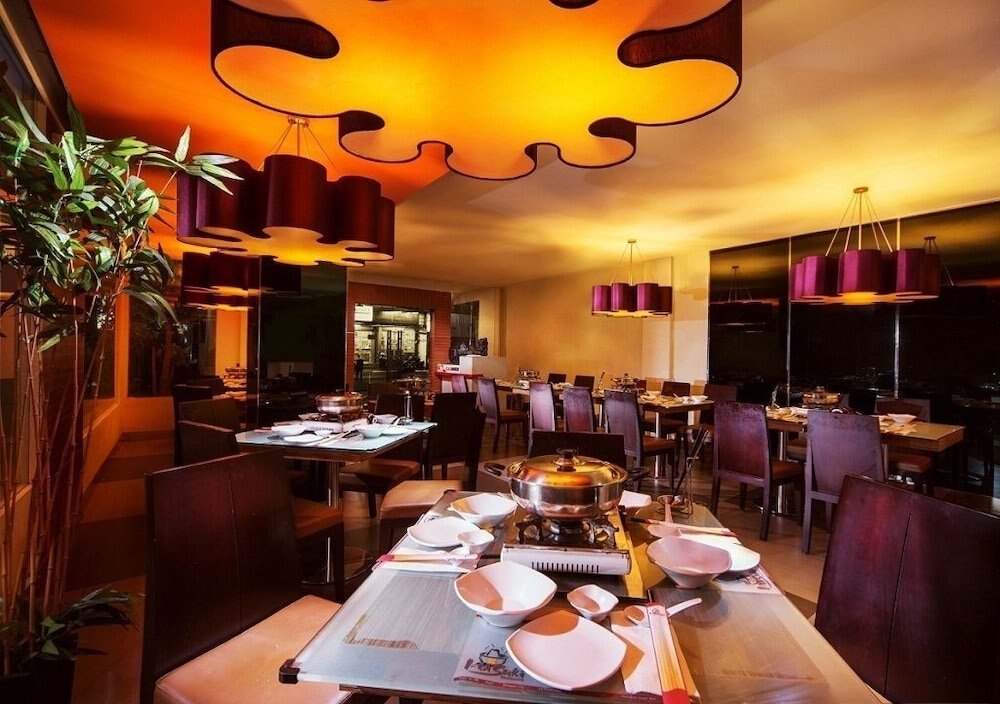 Blue Sky Pandurata Boutique Hotel Jakarta 4 9 4 2 4 2 Price Address Reviews Enjoy your travel experince and exlusive boarding lounge bandara int'l a m sulaiman sepinggan blueskypremierlounges@gmail.com(0542) 757 7011. blue sky pandurata boutique hotel