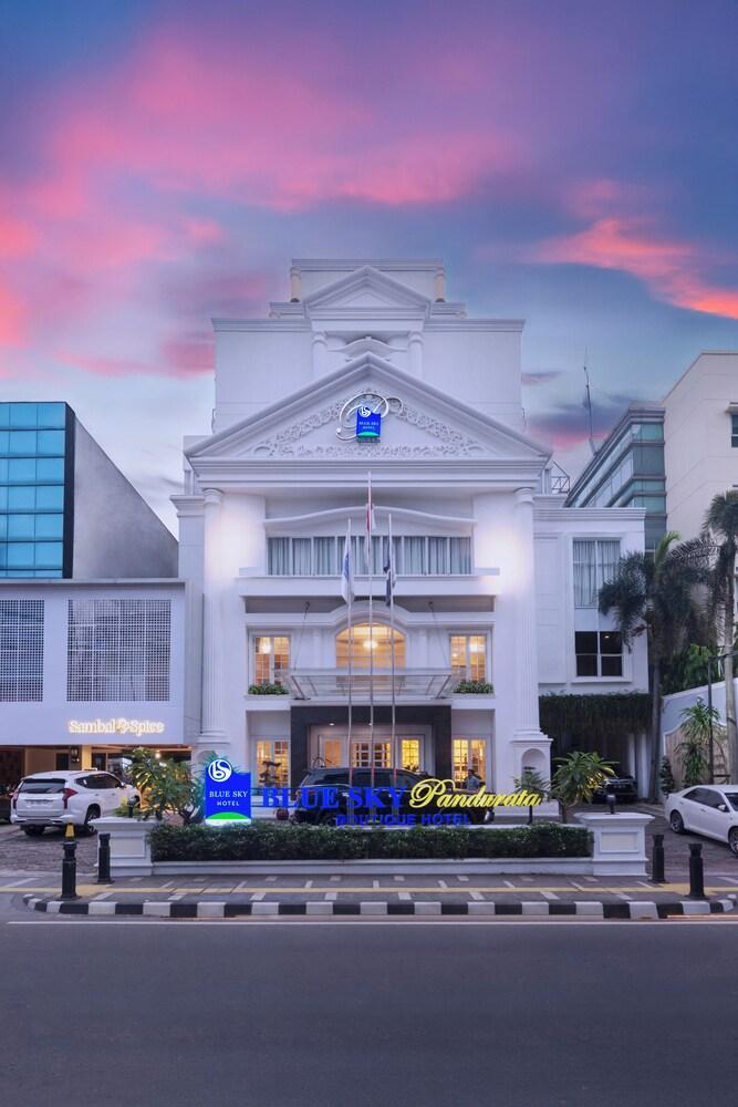 Blue Sky Pandurata Boutique Hotel