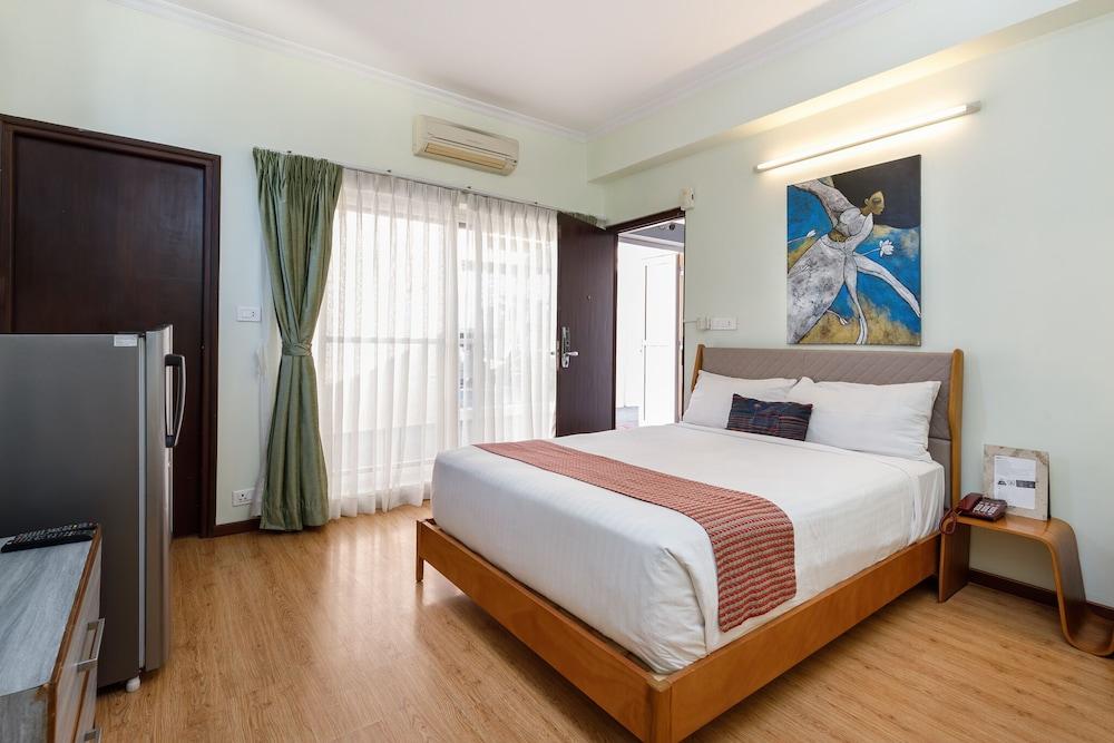 Shaligram Hotel Room Type - Deluxe Room