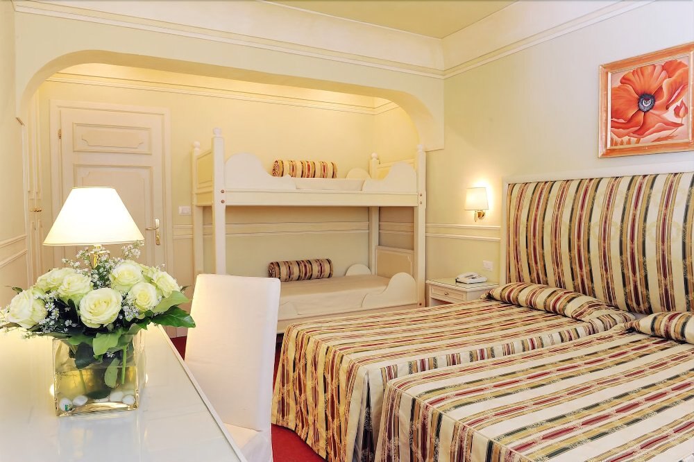 Park Hotel Villaferrata Room Type - Quadruple Room