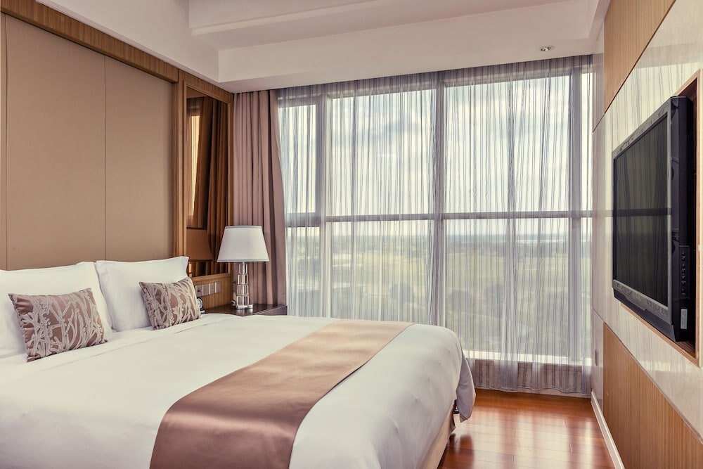 Crowne Plaza Shanghai Anting, an IHG Hotel Room Type - 2 Bedroom Suite 2 King