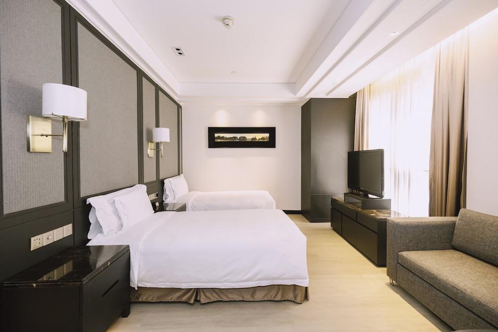 Crowne Plaza Shanghai Anting, an IHG Hotel - Tap to explore photos