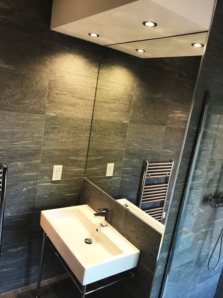 Gidea Park Hotel Room Type - Standard Double or Twin Room