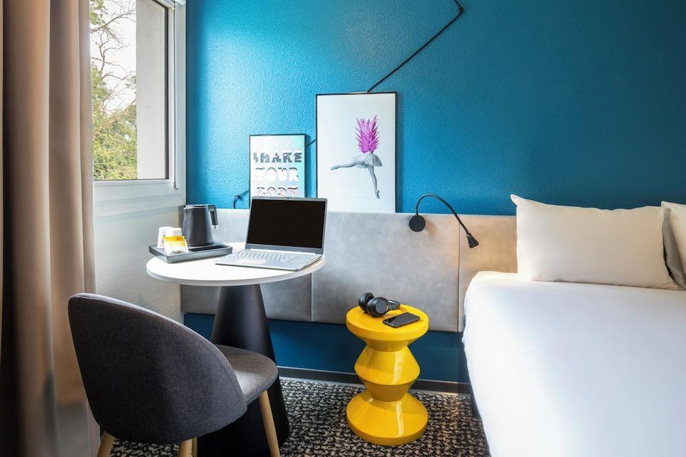 Ibis Paris Meudon Velizy Room Type - Standard Room, 1 Double Bed