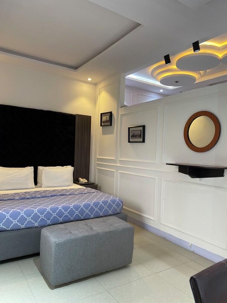 Millennium Apartments Room Type - Premium Studio Suite