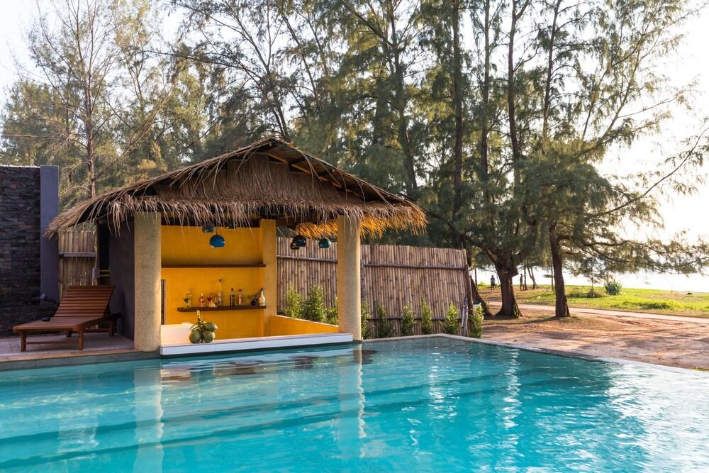Coriacea Boutique Resort - Tap to explore photos