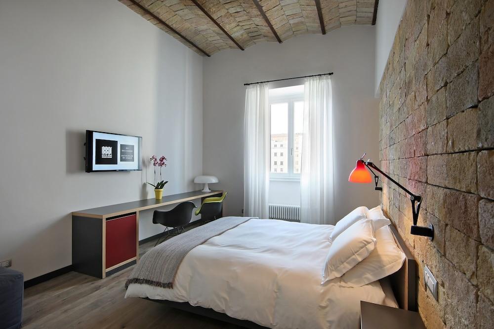 Vibe Nazionale Room Type - Annex Building Room with View Vibe Nazionale Room Type - Annex Building Room with View