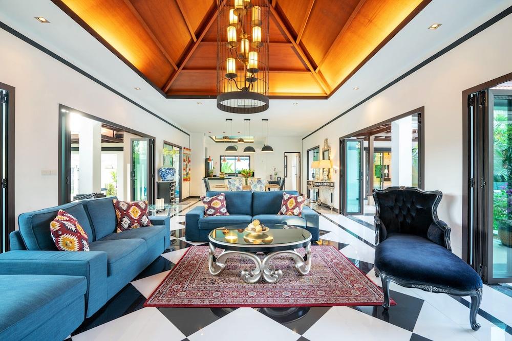 Jewels Villas Phuket - Tap to explore photos