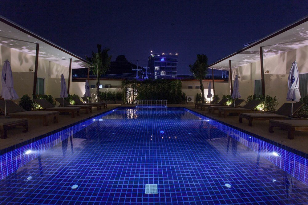 Chalong Princess Pool Villa Resort - Tap to explore photos