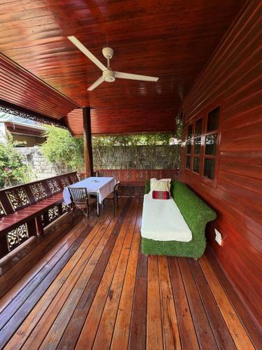 Golden Teak Resort Baan Sapparot - Tap to explore photos