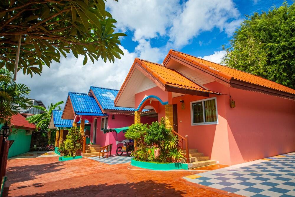 Phaithong Sotel Resort Room Type - Deluxe Bungalow Garden