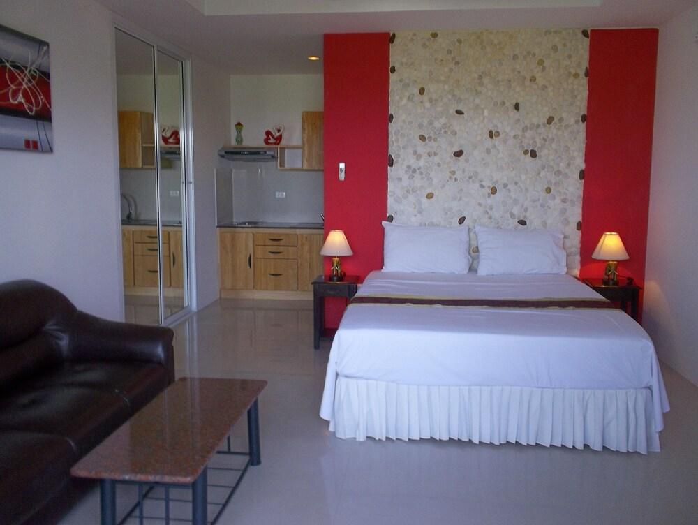 Mountain Sea View Luxury Apartments Room Type - Deluxe Double room with Seaview ground floor Mountain Sea View Luxury Apartments Room Type - Deluxe Double room with Seaview ground floor
