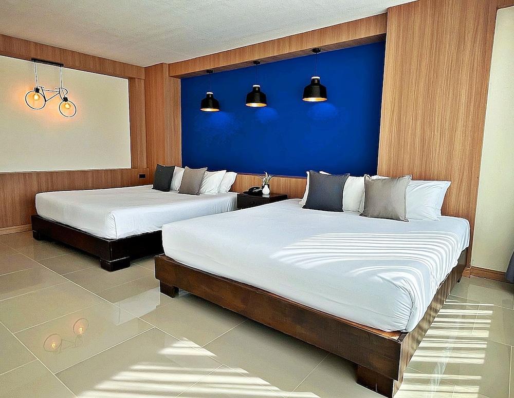 The Sixteenth Naiyang Beach Hotel Room Type - Family Room - Free Airport Shuttle