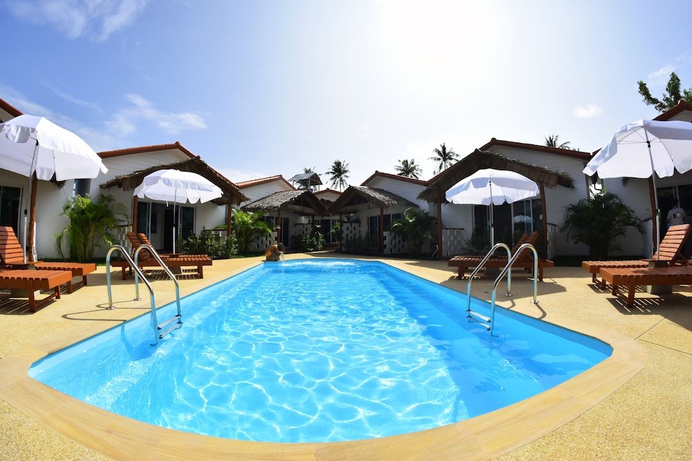 Vivi Bungalows Resort - Tap to explore photos