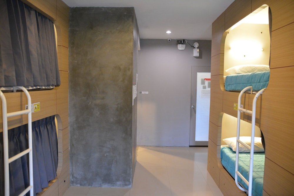 Hubb Hostel Phuket Airport - Tap to explore photos