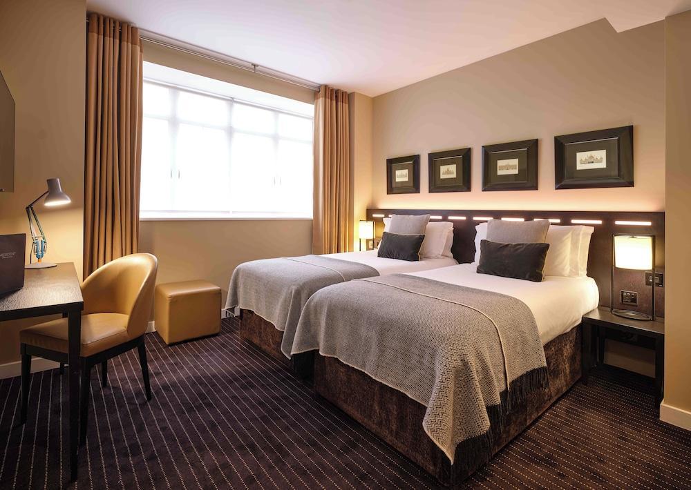 The Resident Victoria Room Type - The King Twin