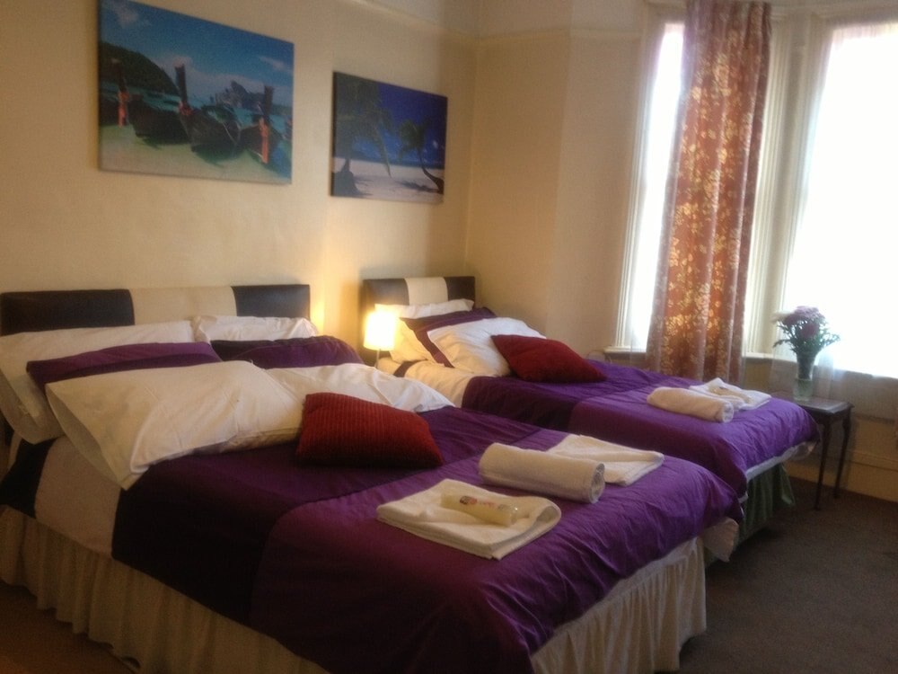 Crystal Lodge Hotel Room Type - Family Quadruple Room, 2 Bedrooms, Private Bathroom Crystal Lodge Hotel Room Type - Family Quadruple Room, 2 Bedrooms, Private Bathroom