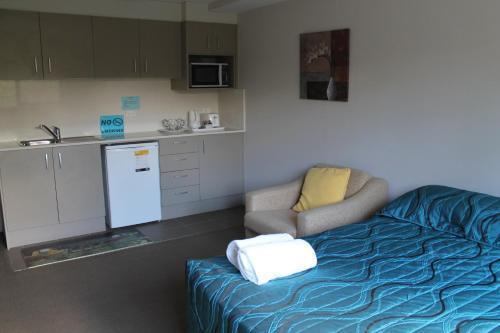 Strathfield Executive Accommodation - Tap to explore photos