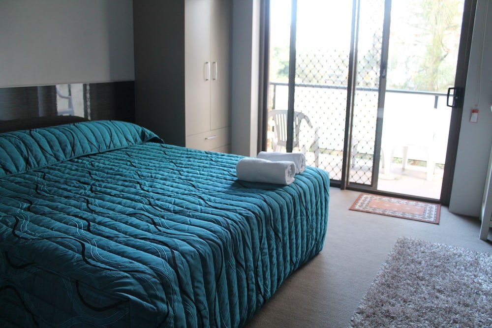 Strathfield Executive Accommodation - Tap to explore photos