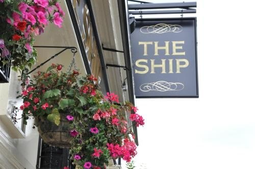 The Ship Inn - Tap to explore photos