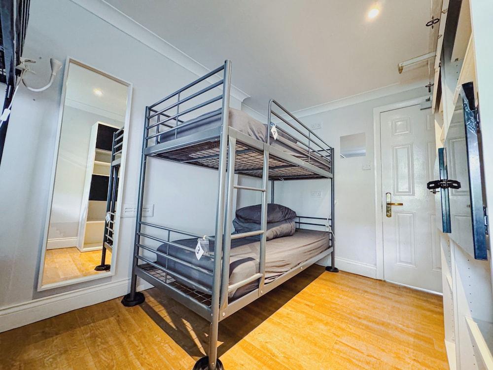 Prime Backpackers Angel Room Type - Quadruple Room