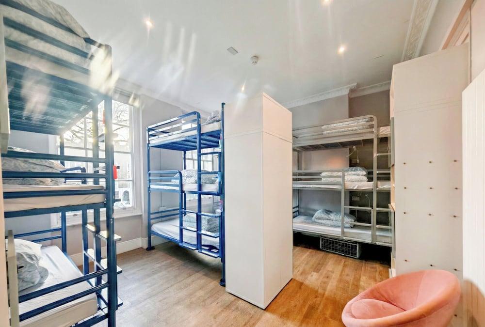 Prime Backpackers Angel Room Type - Shared Dormitory, Mixed Dorm, City View
