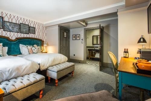 Orange Tree Room Type - Twin Room