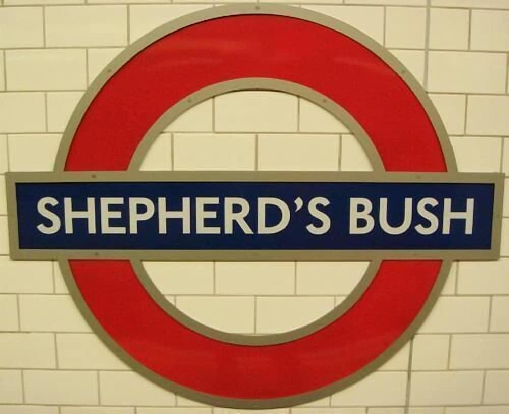 Shepherd's Bush Flats - Tap to explore photos