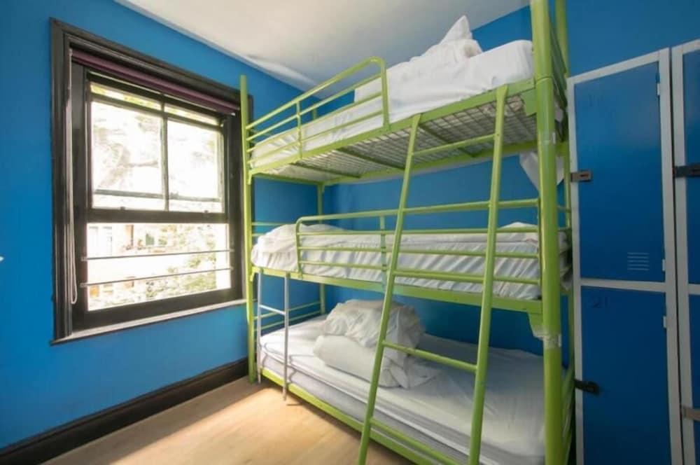 Phoenix Hostel - Tap to explore photos