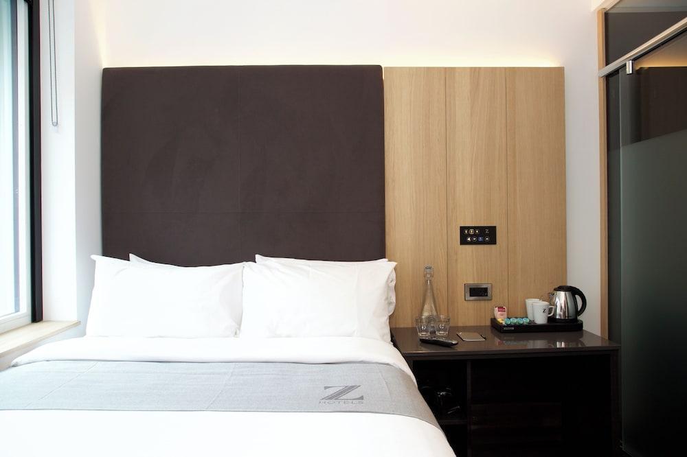 The Z Hotel Shoreditch - Tap to explore photos