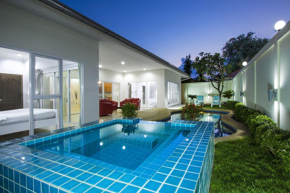 Tortuga Villas Pattaya - Tap to explore photos
