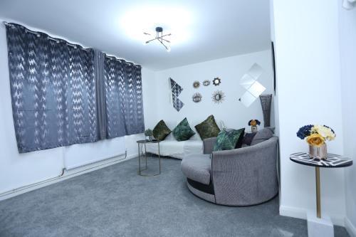 Abbeywood Station House London