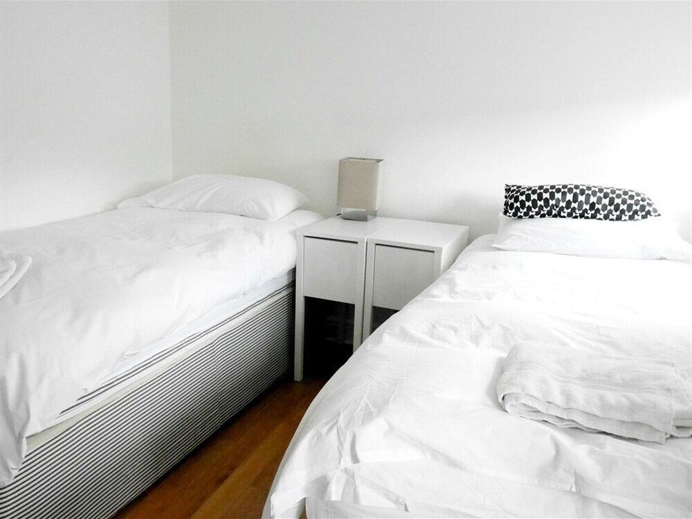 Kew Studios and Rooms Room Type - Double Room, Shared Bathroom