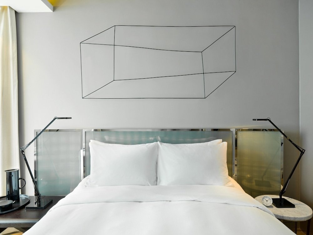 99 Bonham Room Type - Superior Suite