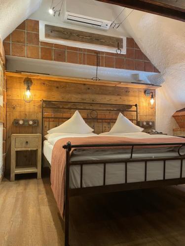 Romantik Hotel U Raka Room Type - Attic Classic Double Room Romantik Hotel U Raka Room Type - Attic Classic Double Room