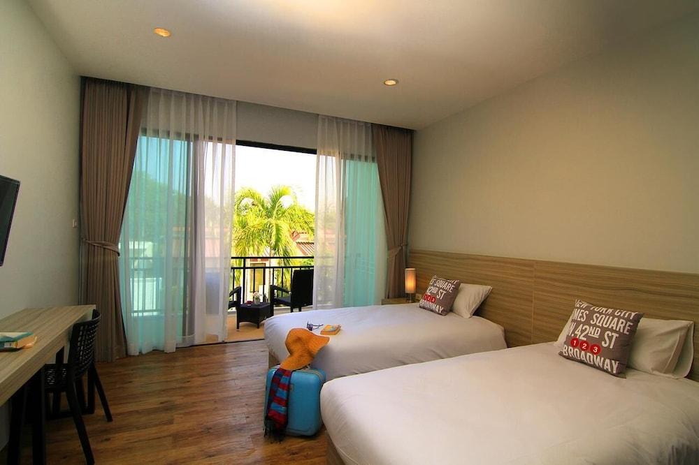 The Fusion Resort Room Type - Superior Pool View with  2 Single Beds