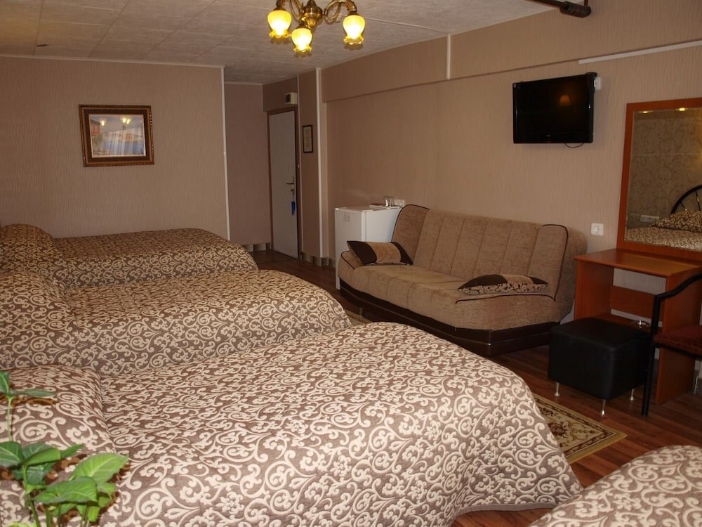 Hotel Nezih Istanbul Room Type - Family Room Hotel Nezih Istanbul Room Type - Family Room