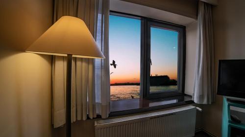 Kadıköy Rıhtım Hotel - Tap to explore photos