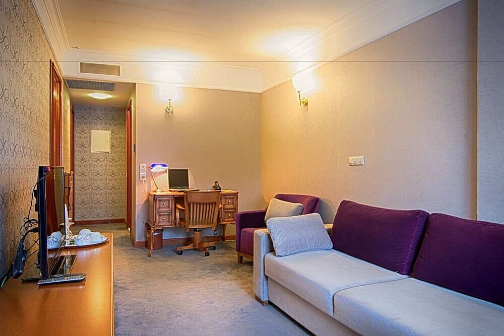 Dila Hotel - Tap to explore photos