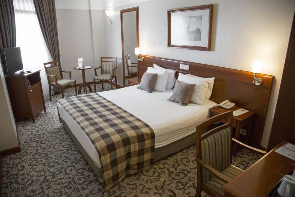 Dila Hotel Room Type - Standard Double or Twin Room