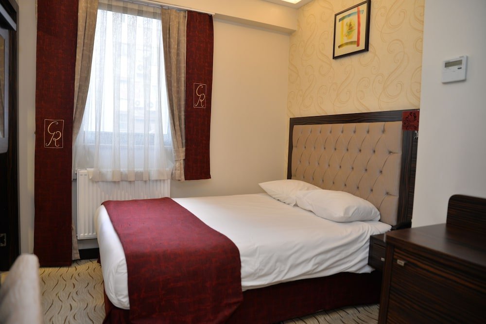 Golden Siyav Hotel Room Type - Standard Double Room, 1 Bedroom