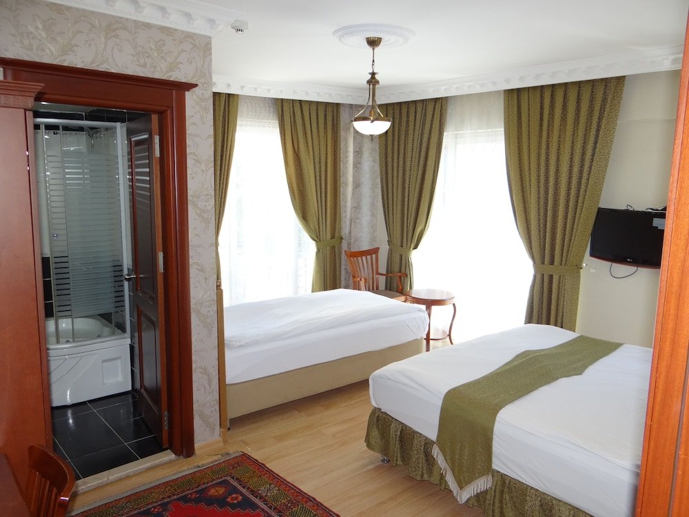 Basileus Hotel Room Type - Family Quadruple Room