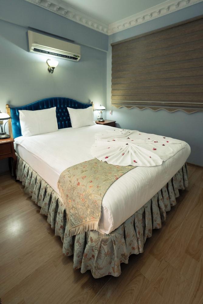 Basileus Hotel Room Type - Superior Room