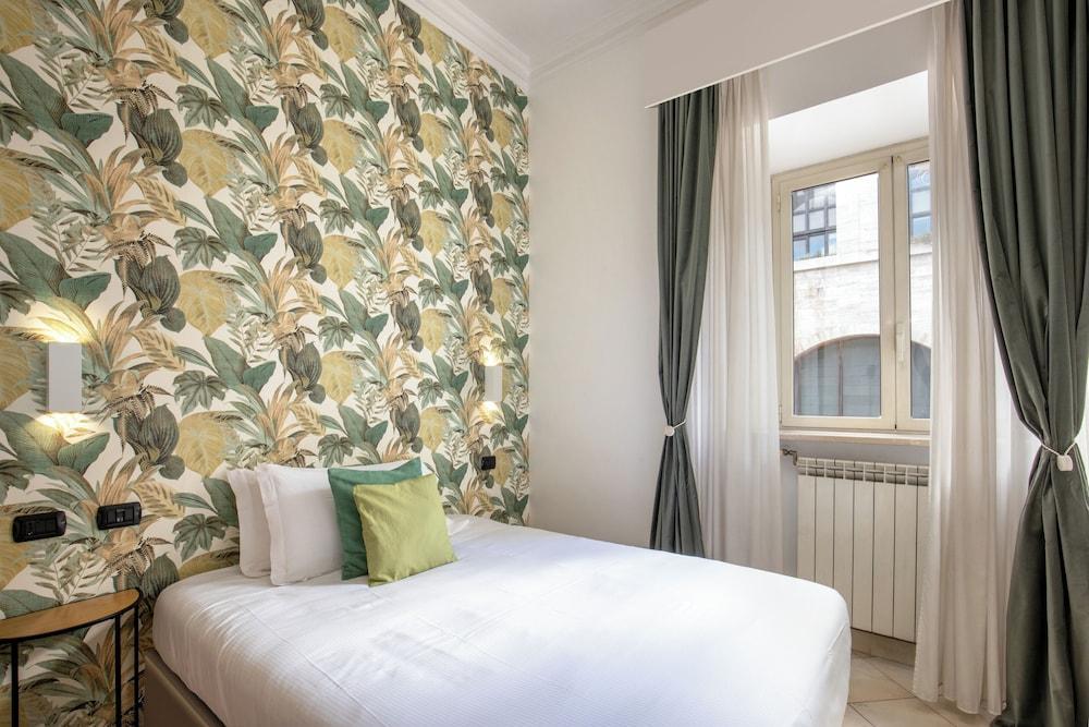 Hotel Ciao - Tap to explore photos