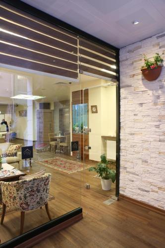 Belle Maison Hotel Residence - Tap to explore photos